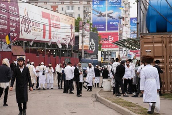 В Умані запровадять особливий режим перед приїздом хасидів В Умані запровадять особливий режим перед приїздом хасидів