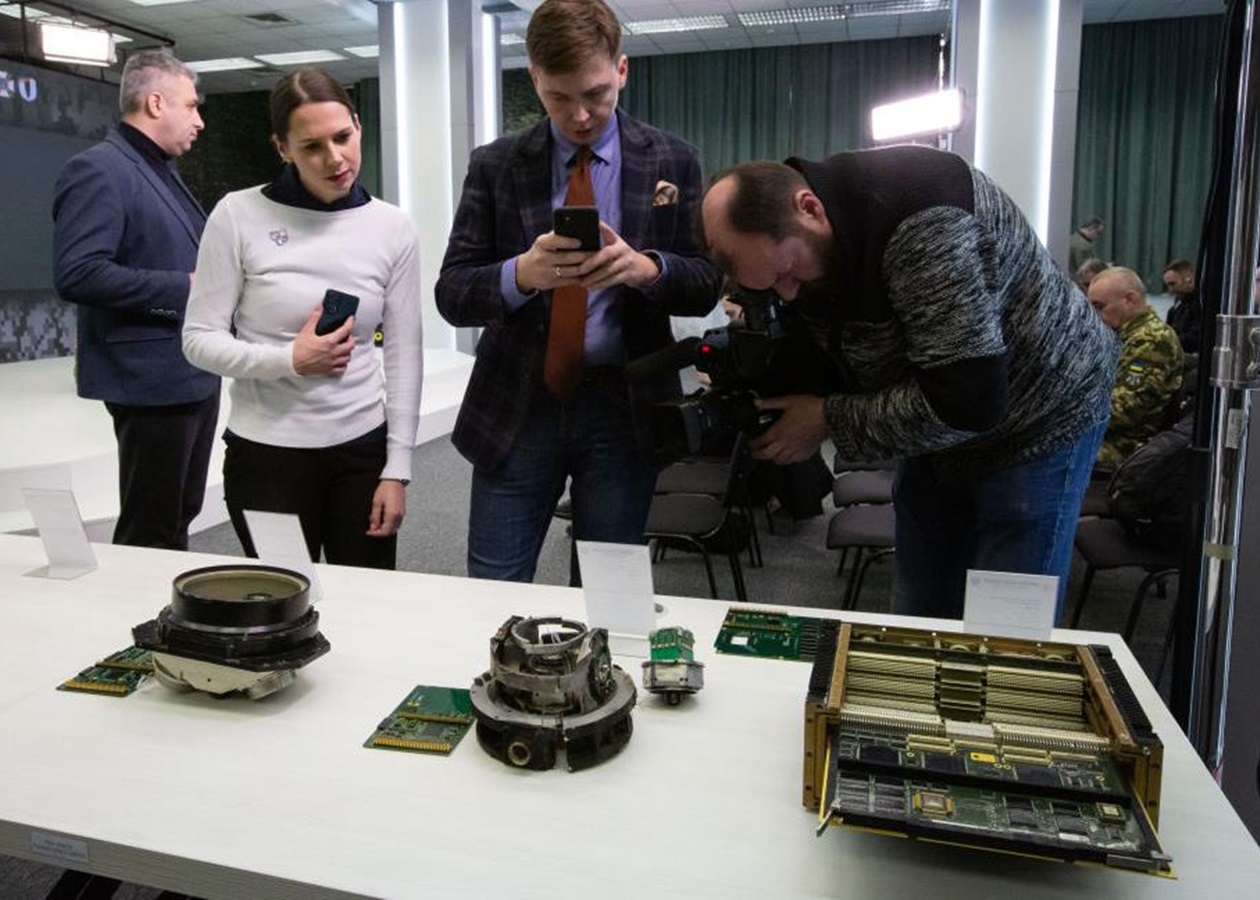 Росія локалізує виробництво електроніки для ракет - Reuters