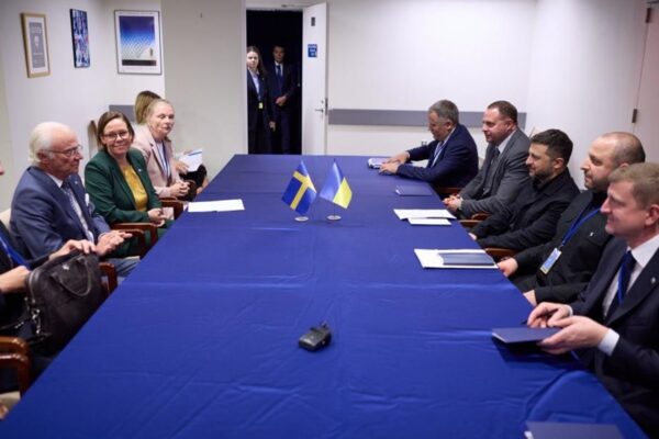 Зеленський зустрівся з королем Швеції