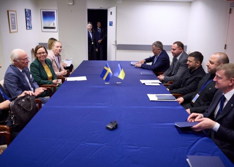 Зеленський зустрівся з королем Швеції