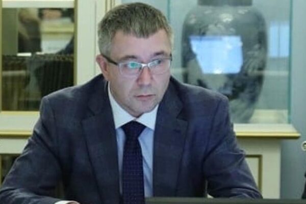 У Москві з вікна готелю випав топчиновник, що втратив посаду