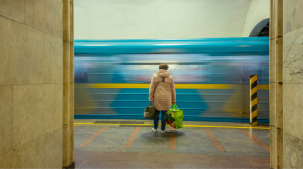 Чи є проблеми зі світлом у метро Києва: відповідь метрополітену Чи є проблеми зі світлом у метро Києва: відповідь метрополітену