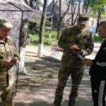 У Кривому Розі чоловік поранив ножем двох працівників ТЦК