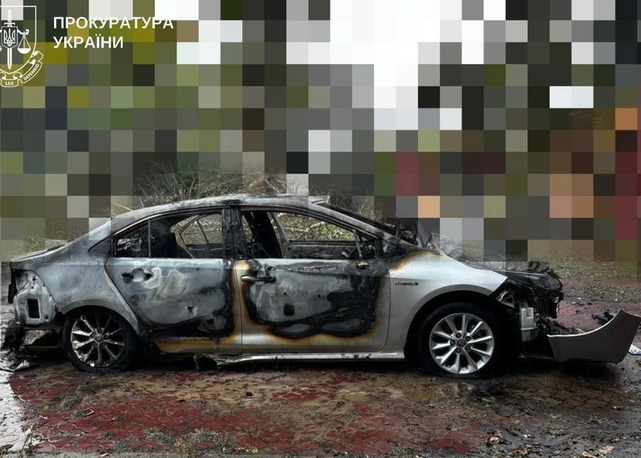 Росіяни атакували авто в Херсоні, поранено дітей