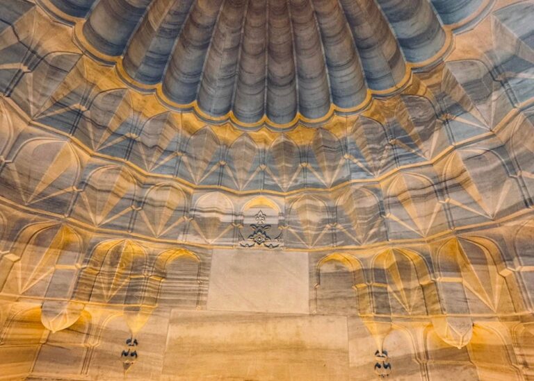 Окупанти встановлюють камери відеоспостереження в мечетях Криму