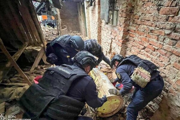 На Чернігівщині знешкодили бойову частину Іскандер-К На Чернігівщині знешкодили бойову частину Іскандер-К