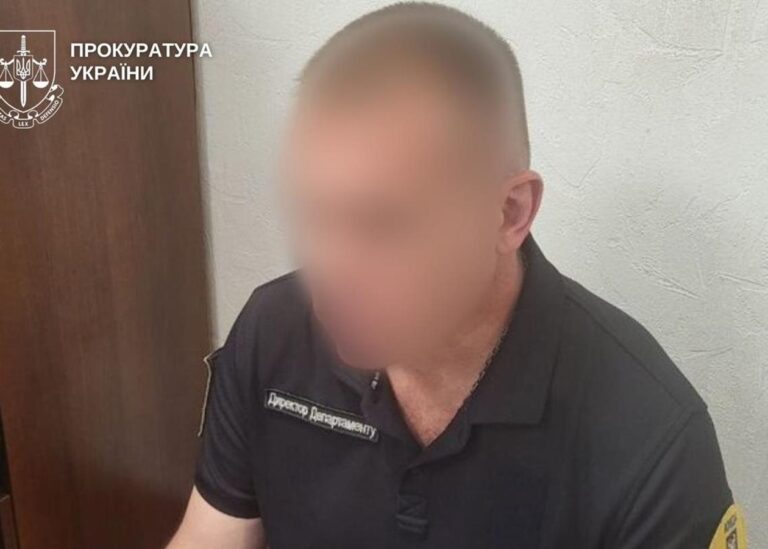 Посадовця КМДА відсторонили через переплату 11 млн за рятувальні авто