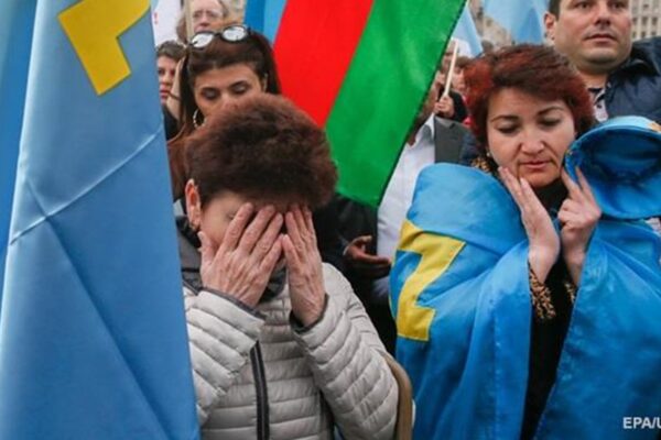 Репресії в Криму: МЗС засудило рейд росіян проти кримськотатарських жінок Репресії в Криму: МЗС засудило рейд росіян проти кримськотатарських жінок