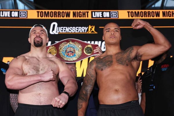 На зважуванні перед боєм Паркер і Вордлі показали різну вагу На зважуванні перед боєм Паркер і Вордлі показали різну вагу