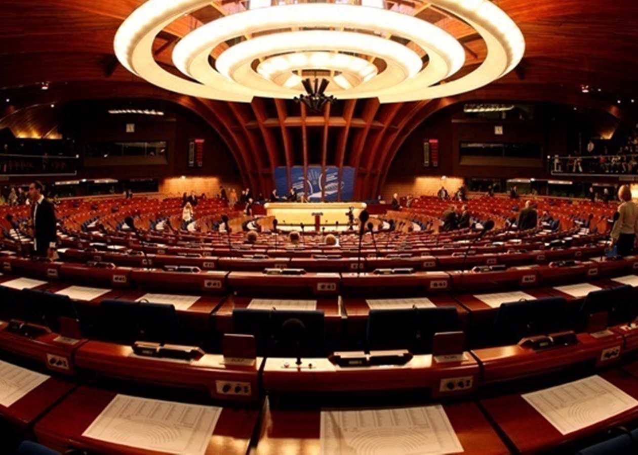 У ПАРЄ стурбовані спробою Грузії встановити "однопартійну диктатуру"