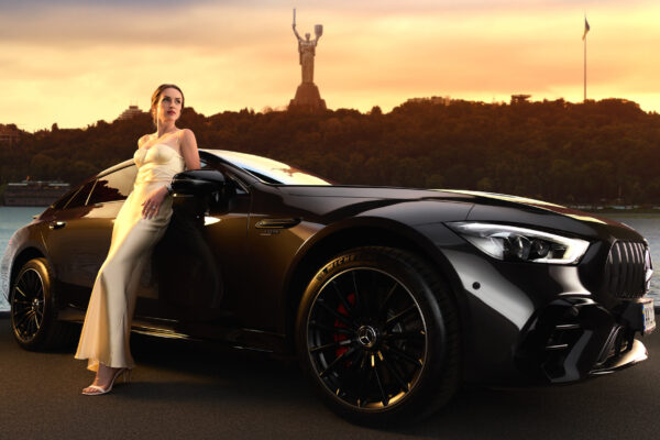 Mercedes-Benz Україна презентує рекламну кампанію "Разом з тобою" за участі Еліни Світоліної