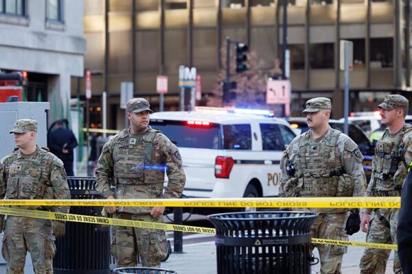 СюжетСтрілянина біля Білого дому: подробиці інциденту