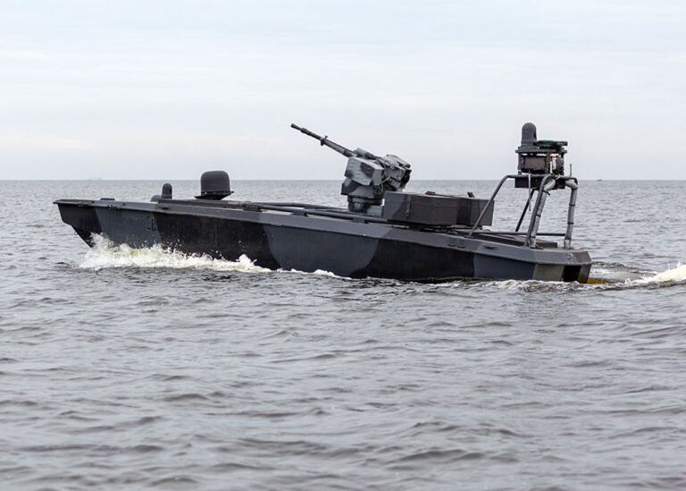 Румунські військові знищили в Чорному морі український морський дрон