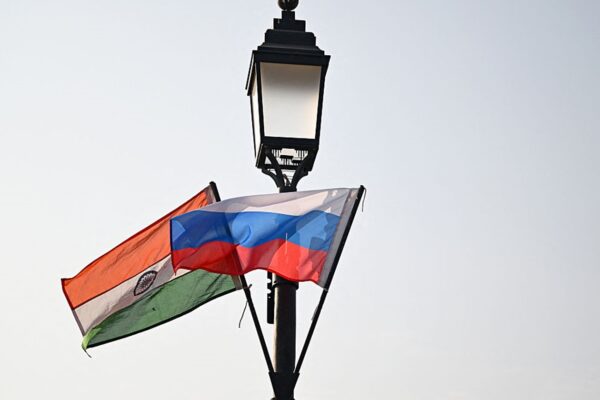 Росія попросила в Індії їжу, одяг та техніку