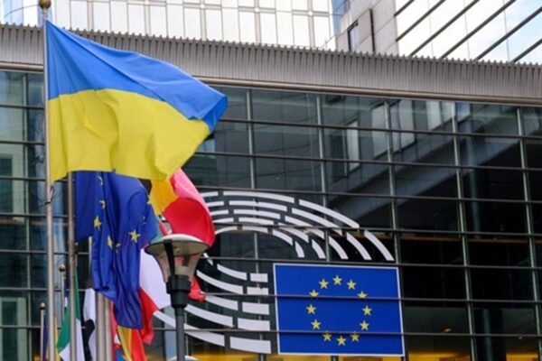 Чотири країни ЄС виступили проти репараційного кредиту Києву