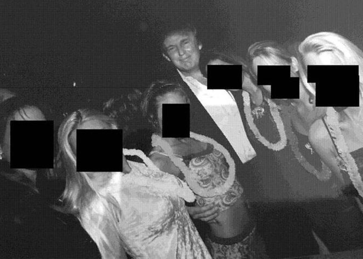 У США опублікували нові фото з Трампом зі спадку Епштейна