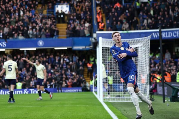 Миколенко в матчі із Челсі захищав і атакував: Евертону по грі не щастило