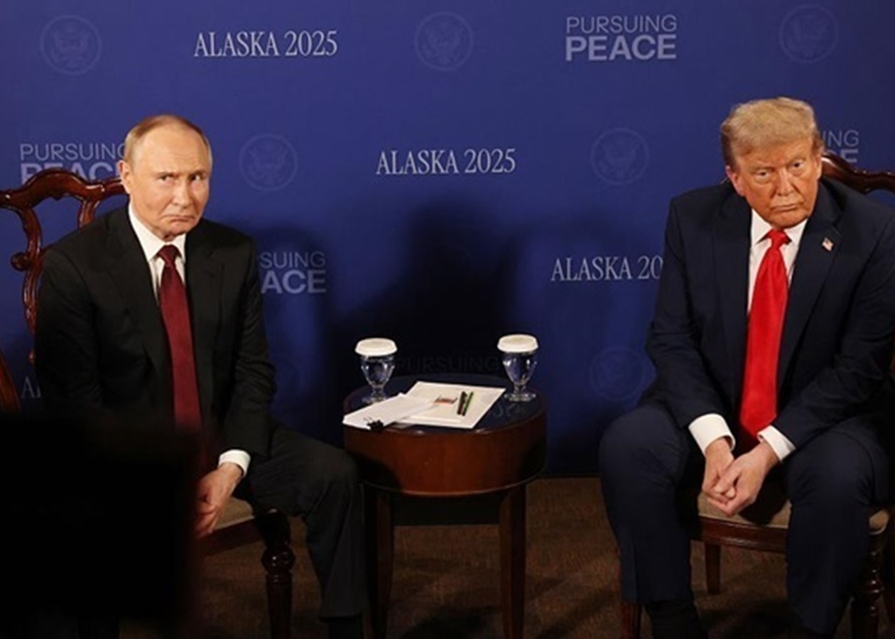 Bloomber: Трамп і Кремль змушують Київ до поступок