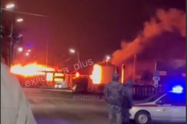 Пожежі та блекаут: масована атака дронів на Росію