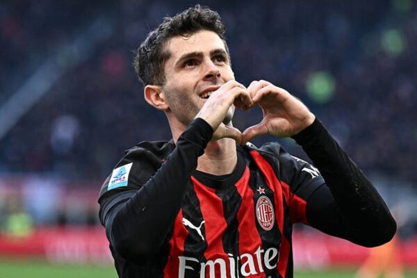 Зірка Мілана зробив заяву щодо роману з актрисою зі США