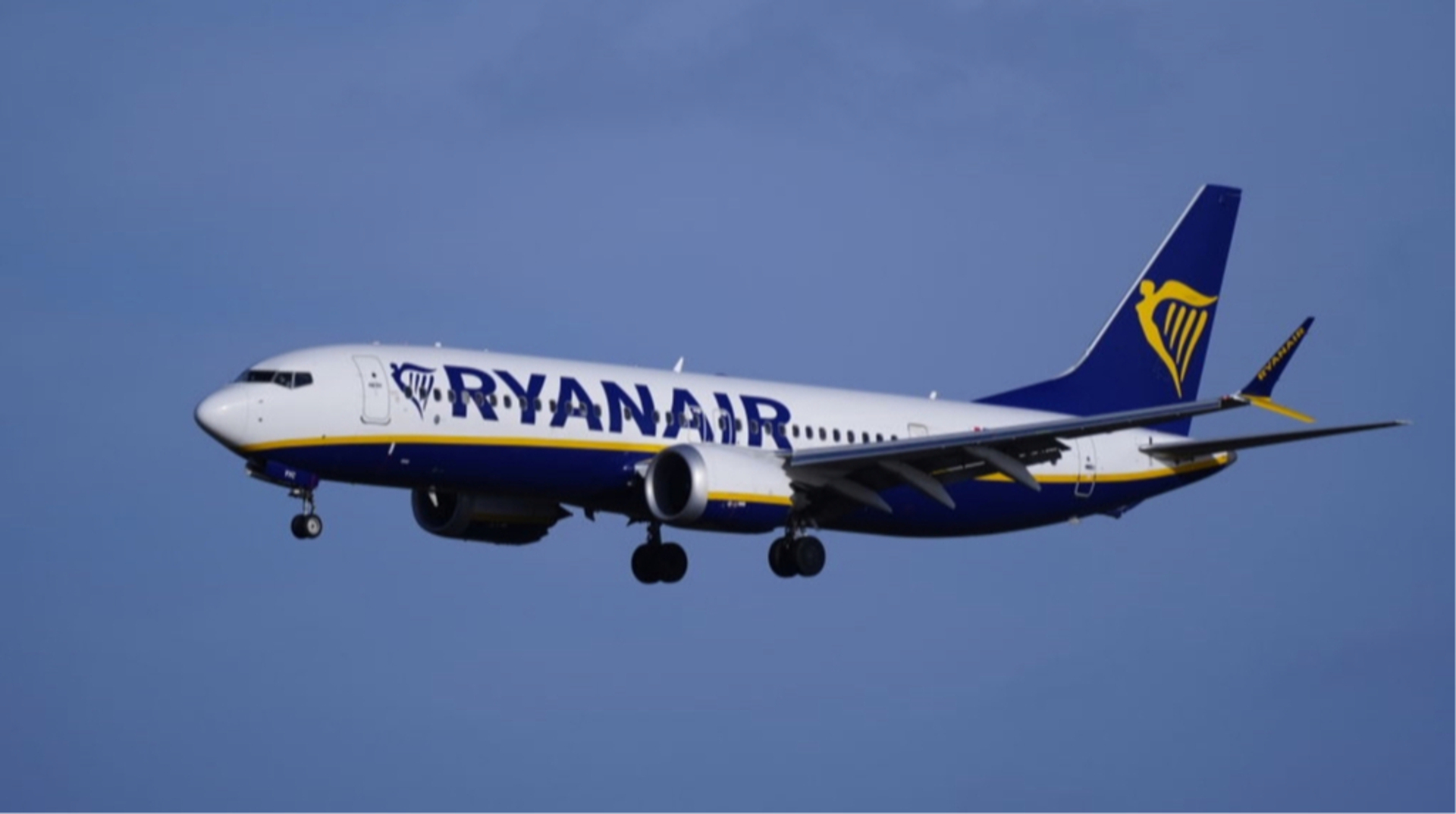 Лоукости планують повернутись в Україні одразу після відкриття польотів – FT