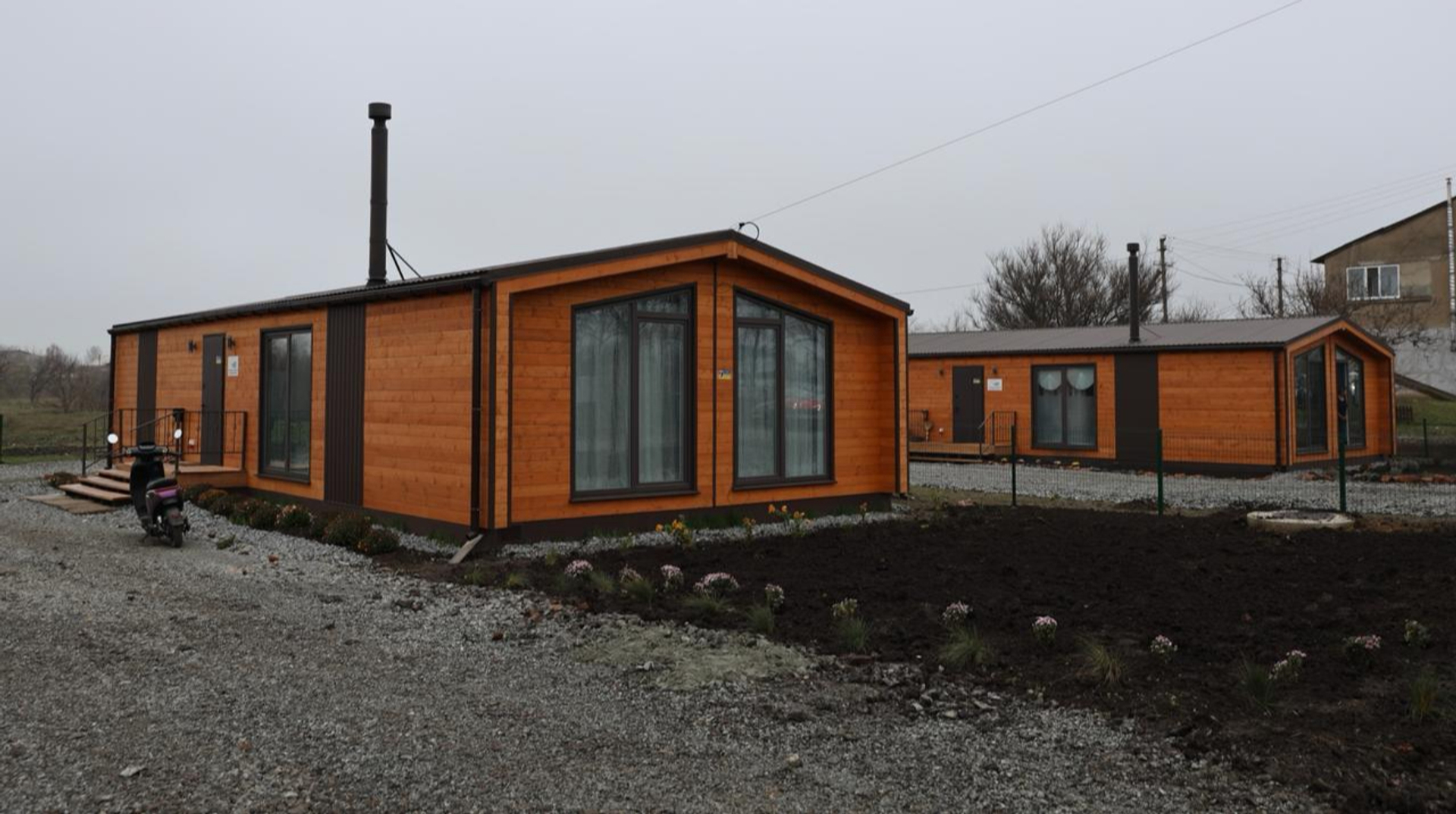 На Миколаївщині побудували нові модульні будинки для переселенців