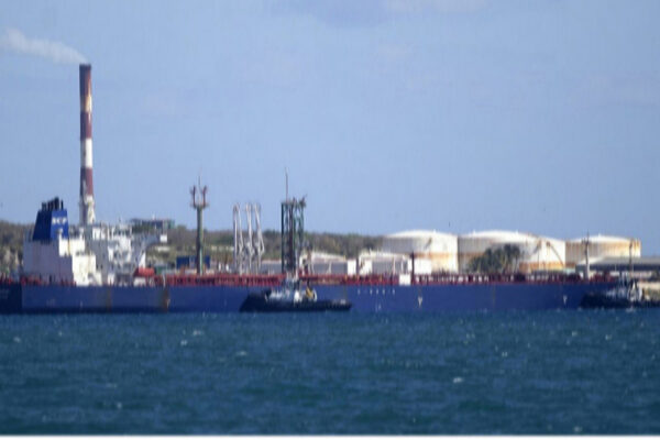 Експорт російської нафти впав до найнижчого рівня з початку 2022, вдаривши по казні Путіна