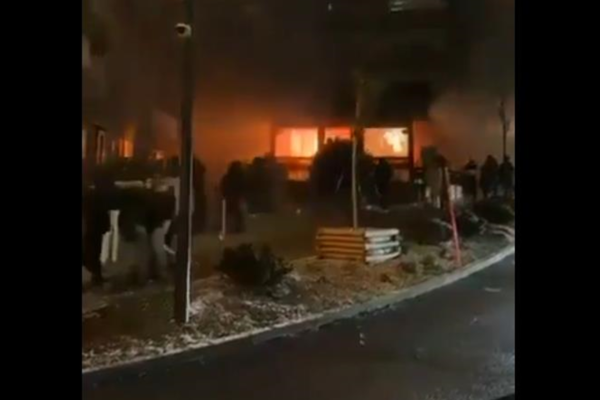 На гірськолижному курорті у Швейцарії стався вибух, є загиблі