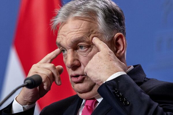 Орбан заявив, що Україна "забере" в угорців дві щорічні бонусні пенсії