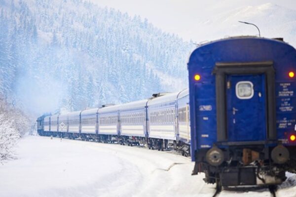 Во всій країні затримуються поїзди - Укрзалізниця
