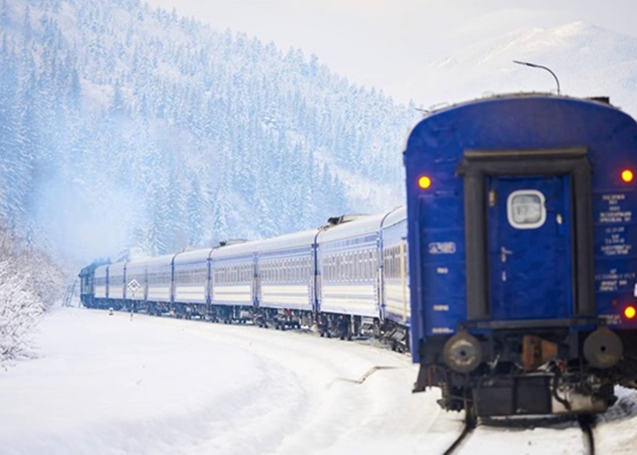 Во всій країні затримуються поїзди - Укрзалізниця
