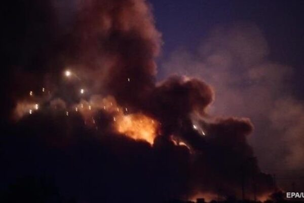 Більше 20 вибухів: дрони масовано атакують Воронеж