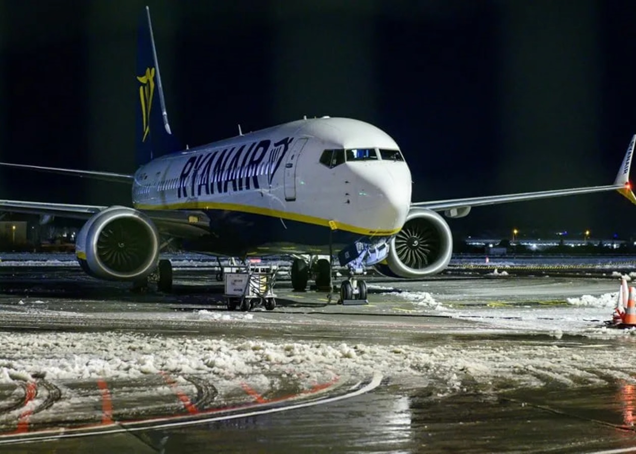 В аеропорту польського Гданська скасовано десятки рейсів