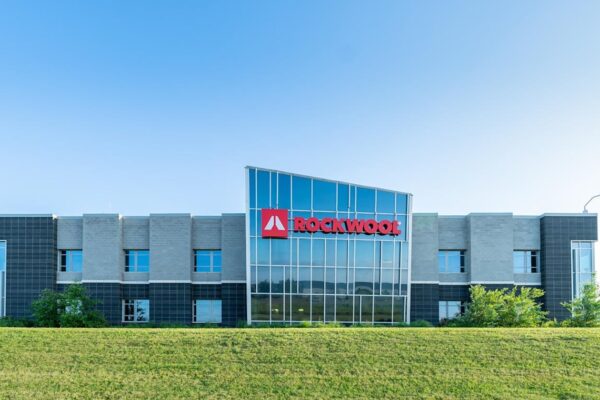 Данська компанія Rockwool заявила, що РФ захопила чотири її заводи