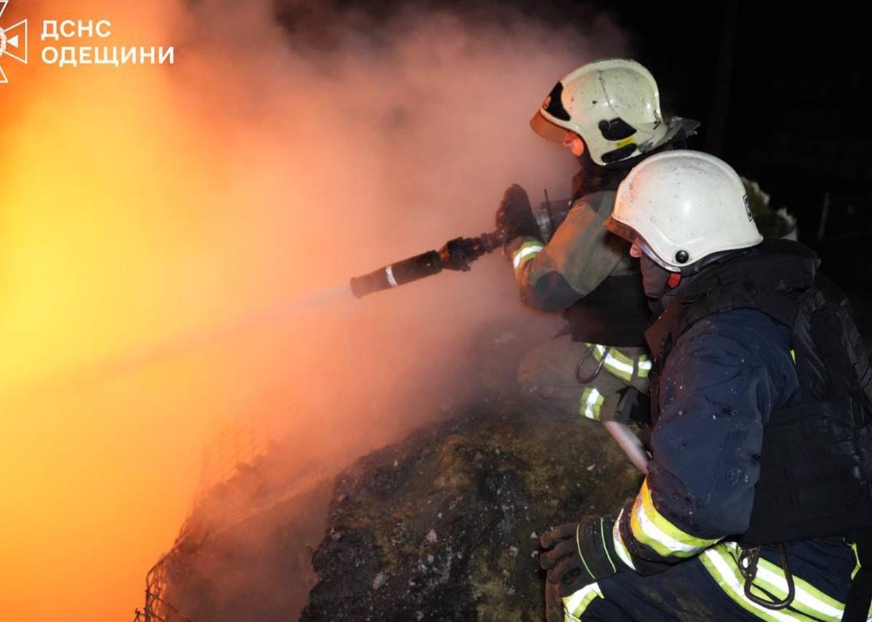 Росіяни атакували об'єкти інфраструктури на Одещині