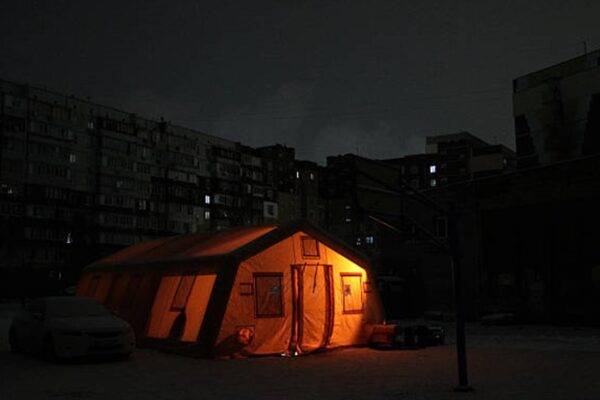 Шмигаль повідомив про екстрені відключення у Києві