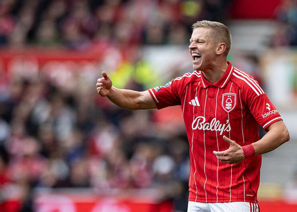 Аякс не поспішає проводити трансфер Зінченка без узгодження з Арсеналом