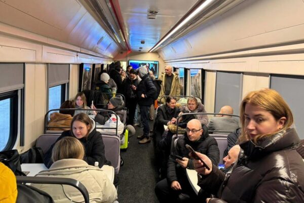 Укрзалізния відкрила перший "пункт незламності" за кордоном