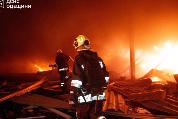 Удар дронів по Одесі: з'явилися фото наслідків
