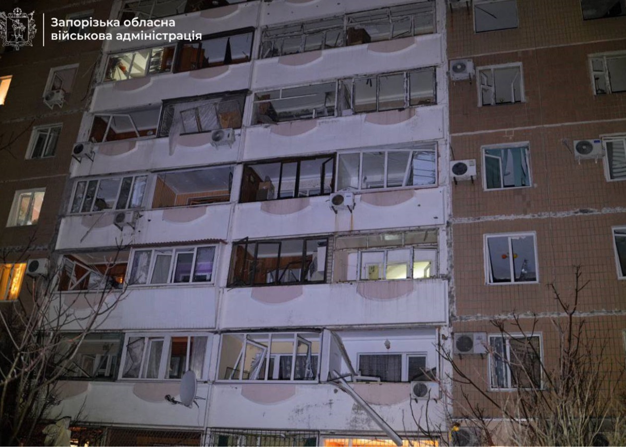Удар по Запоріжжю: з’явилися кадри з наслідками