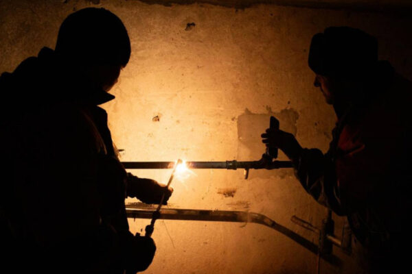 У Києві без тепла залишаються 926 багатоповерхівок – Зеленський