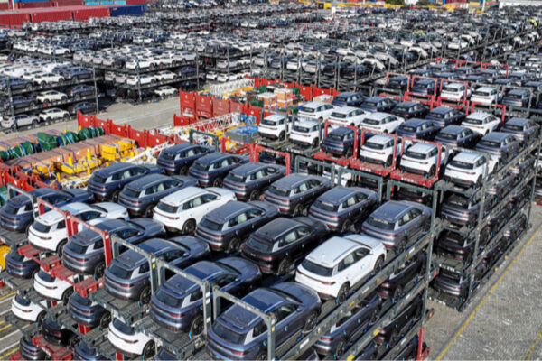 Продажі електромобілів уперше перевищили бензинові в ЄС