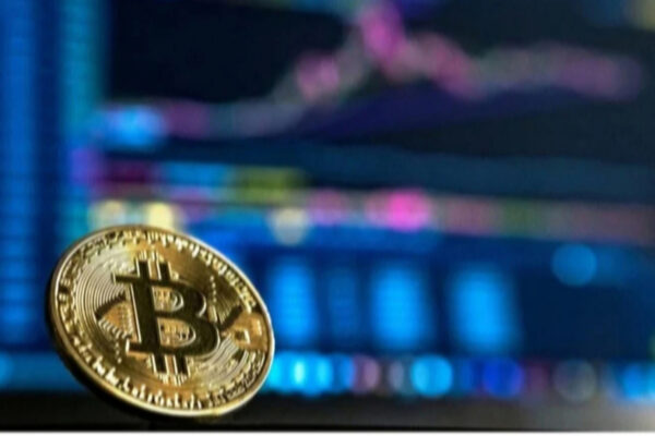 Bitcoin продовжує падати: оновив антирекорд