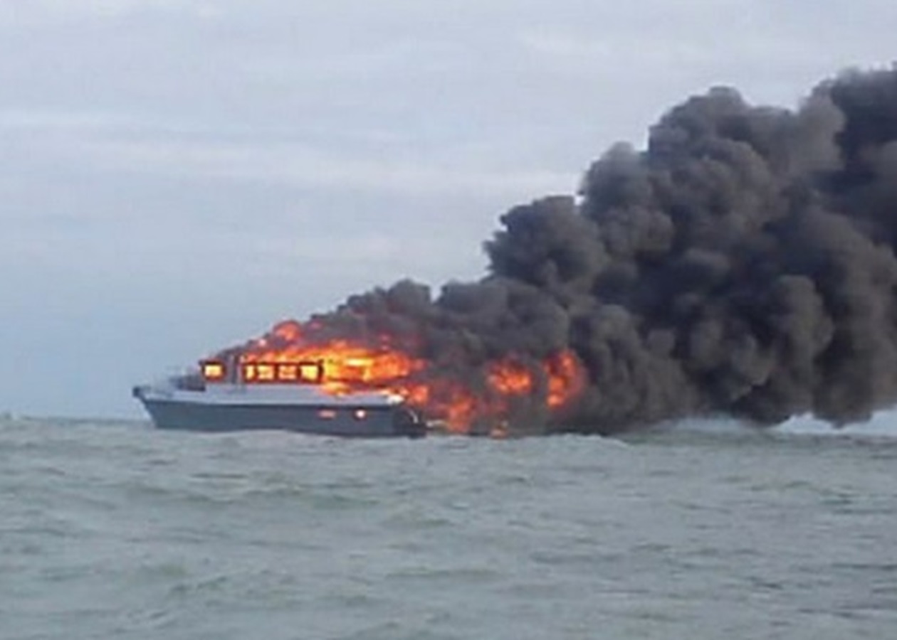 США атакували чергове судно наркоторговців у Тихому океані