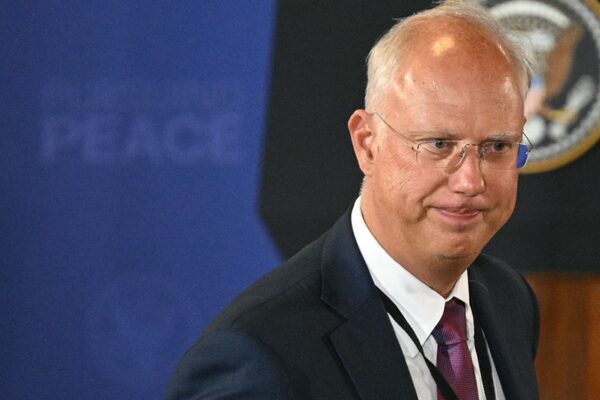 Переговори України та РФ відтермінували після візиту Дмитрієва до США