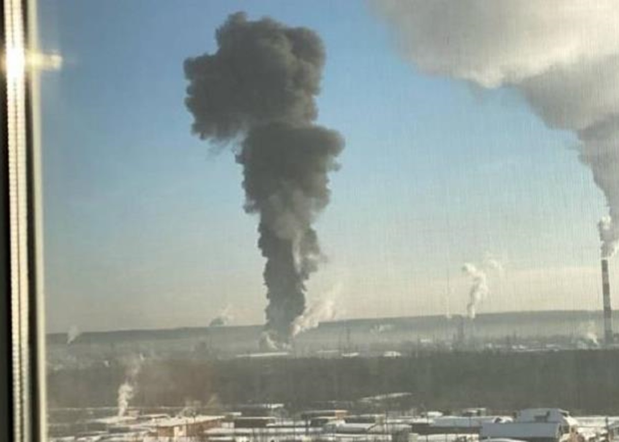 За 2000 км від України: дрони атакували НПЗ у РФ