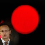 Сіярто звинуватив Київ у навмисному блокуванні Дружби