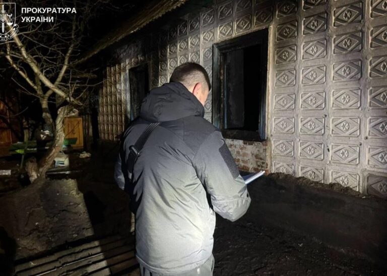 Мати зачинила дома: відомі деталі смерті трьох дітей на Дніпропетровщині