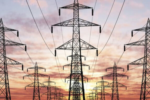 Київщина повертається до графіків відключень, Київ – ні