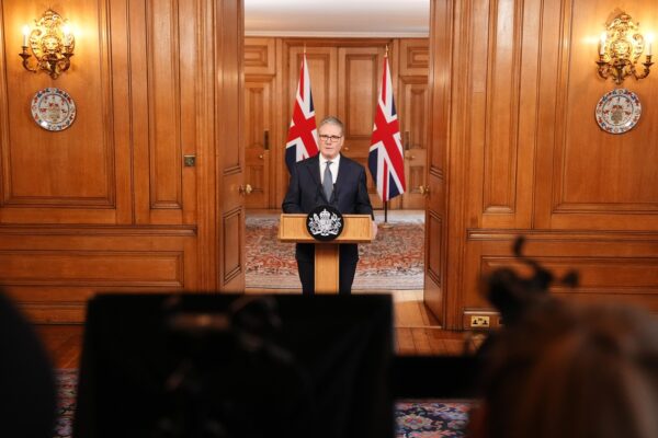 Стармер: Ми залучимо українських експертів для збиття дронів